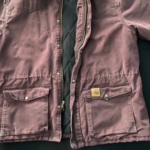 Carhartt coat in near brand new condition! XL